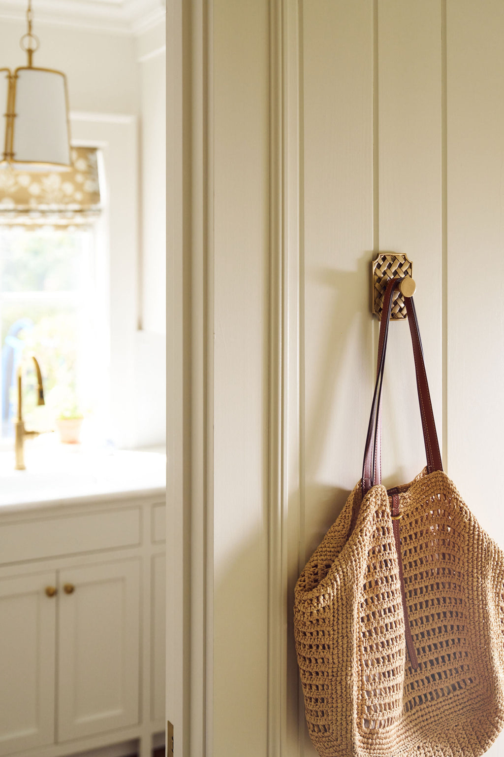 Decorative Entry Lattice Hook