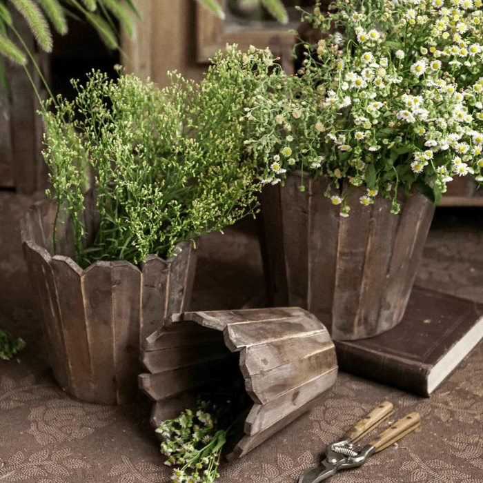 Spliced Solid Wood Round Planter