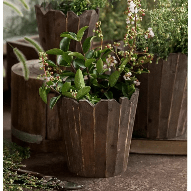 Spliced Solid Wood Round Planter