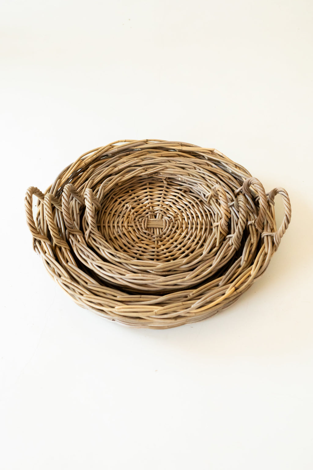 Rattan Round Tray — Kubu Grey