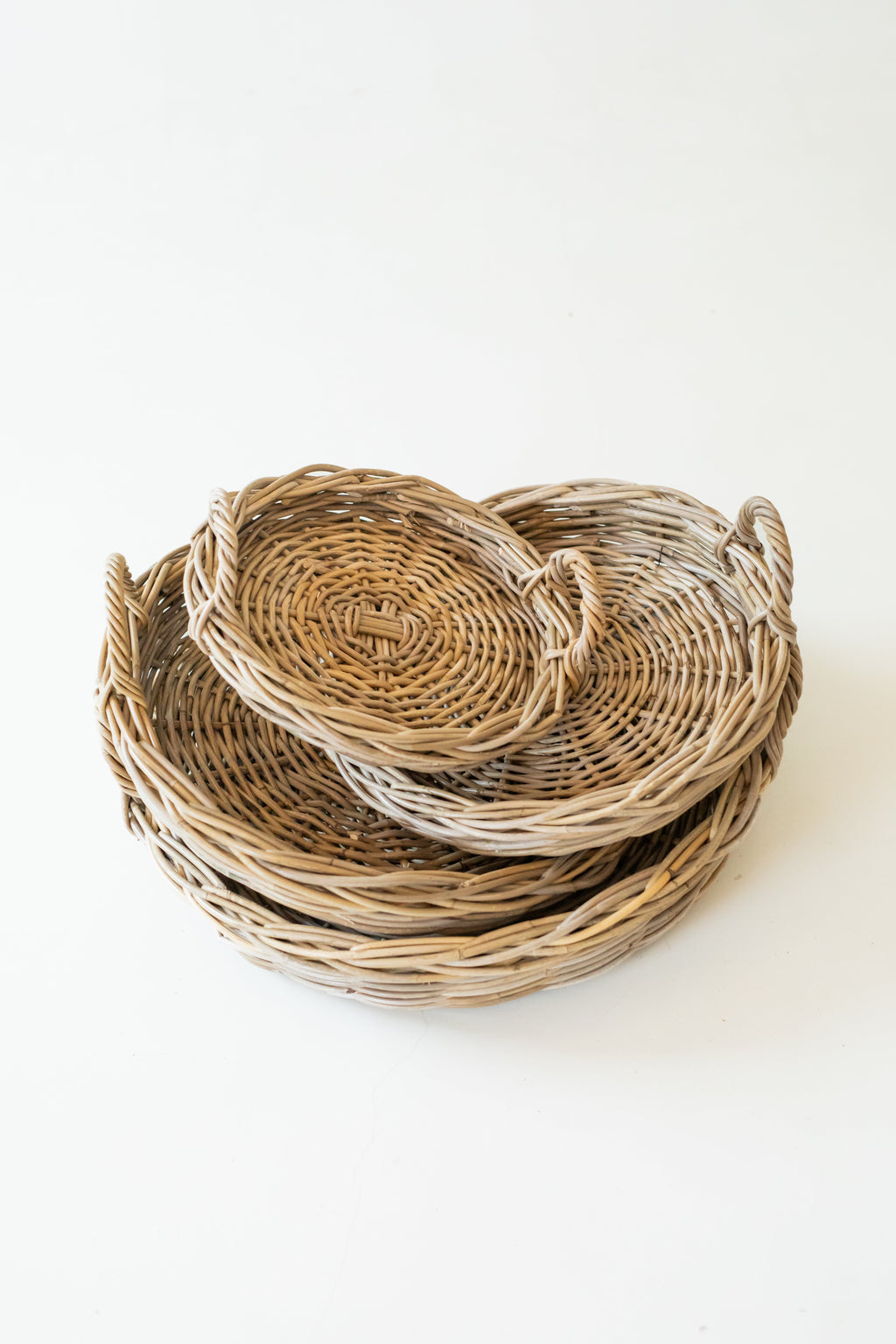 Rattan Round Tray — Kubu Grey